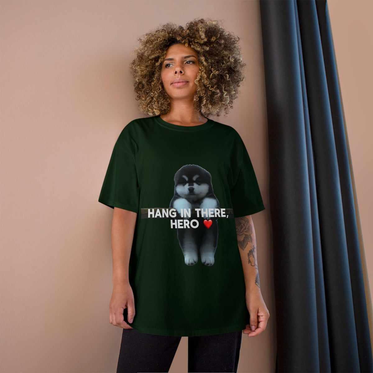HANG IN THERE HUSKY - CHAMPION T-SHIRT
