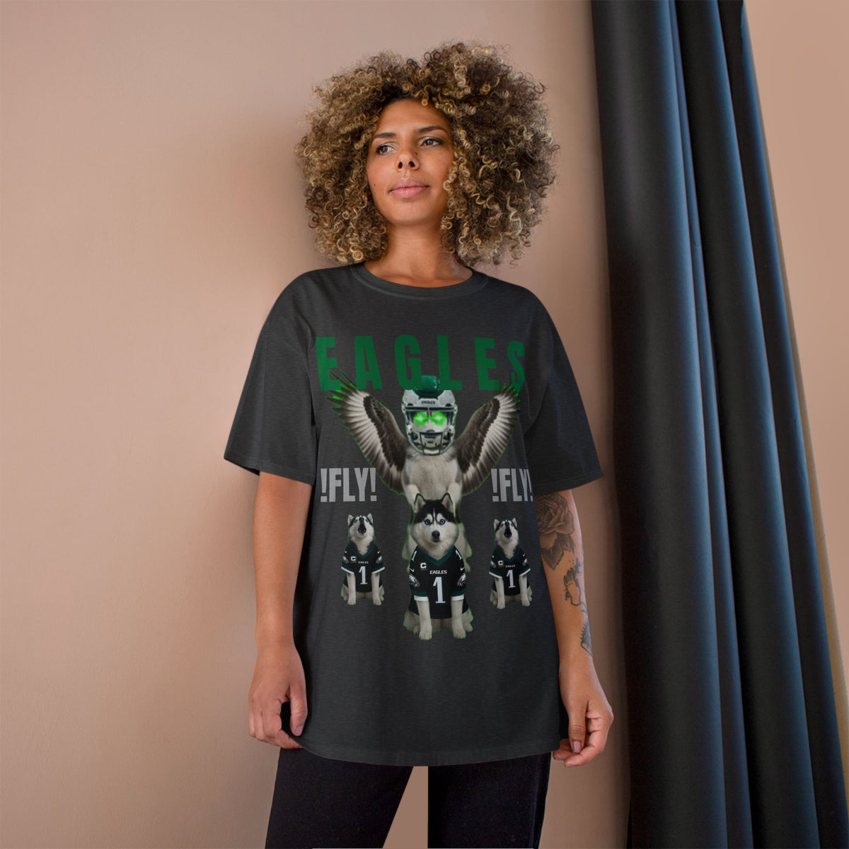FLY, HUSKY, FLY - CHAMPION T-SHIRT