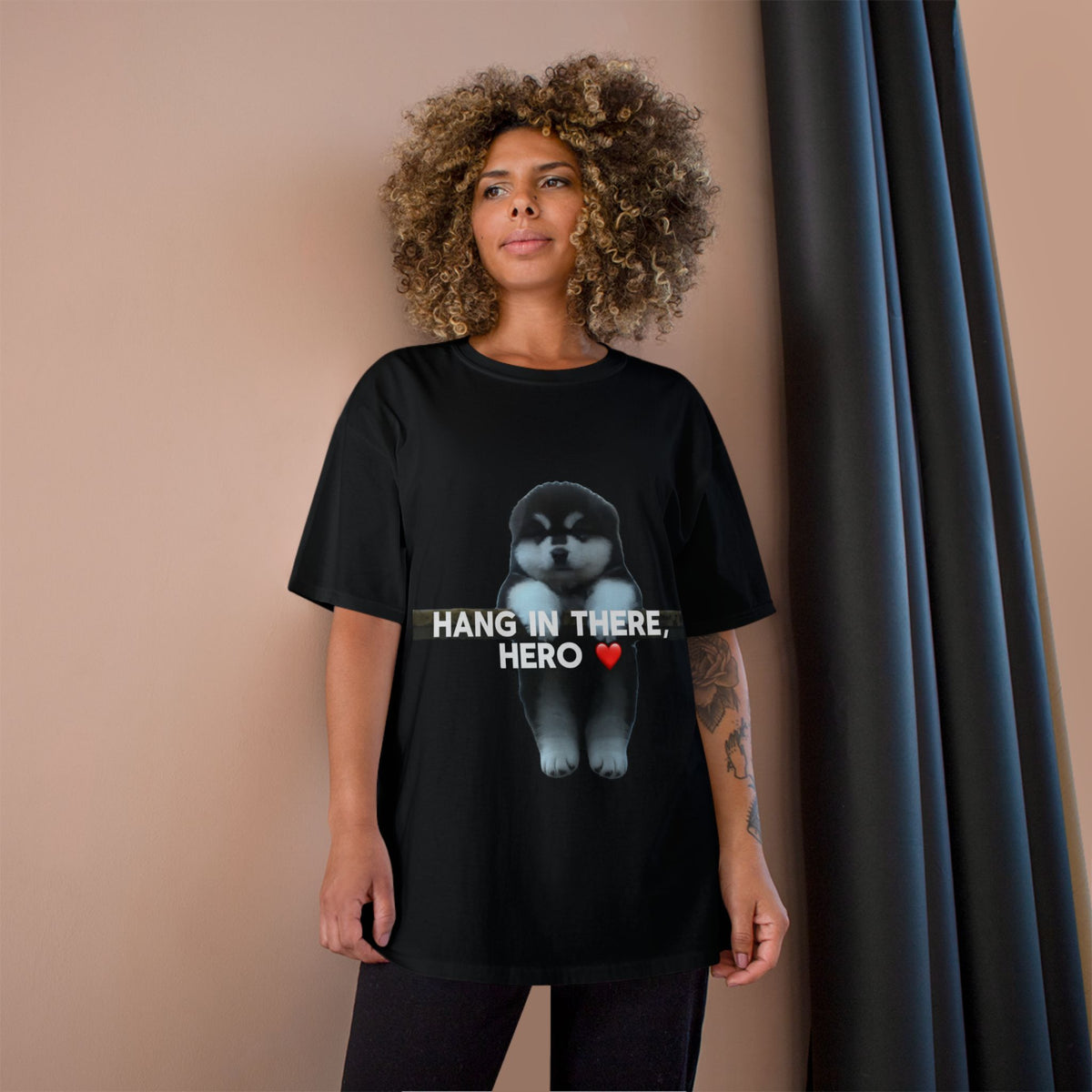 HANG IN THERE HUSKY - CHAMPION T-SHIRT